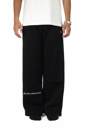 LIFE SHORT JOGGER