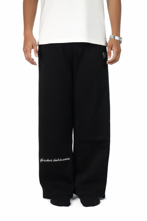LIFE SHORT JOGGER