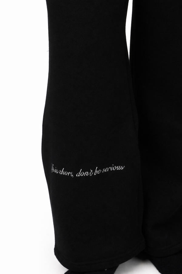 LIFE SHORT JOGGER