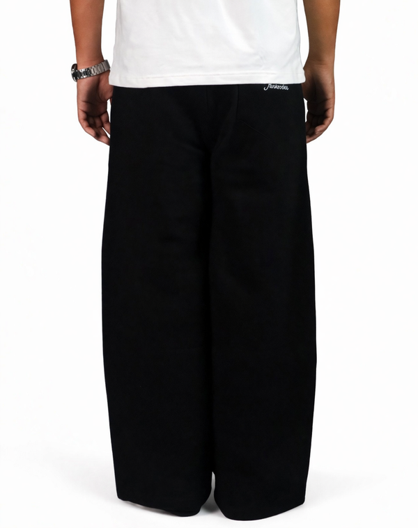 LIFE SHORT JOGGER