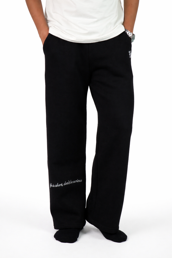 LIFE SHORT JOGGER